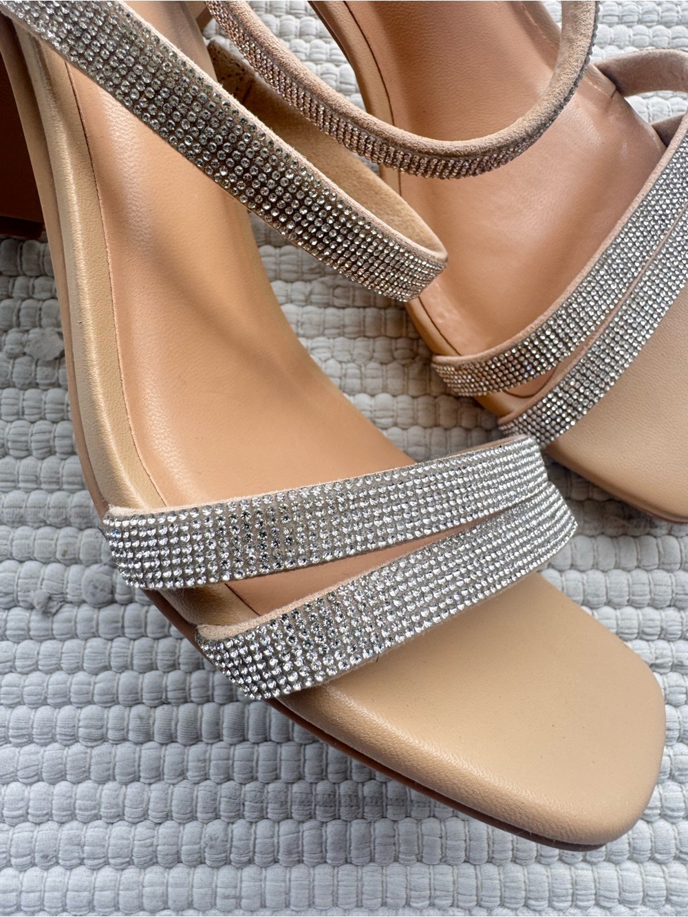 A New Day Rhinestone Double Strap Block Heel Sandals Size 9 - Picture 4 of 8